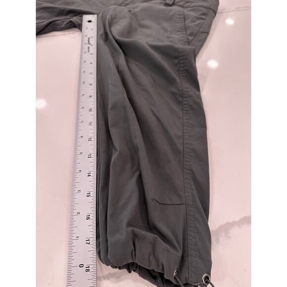 Columbia Omni-Shield Advanced Repellency Gray Capri Pants Women's Sz 2 Hiking - Picture 8 of 10